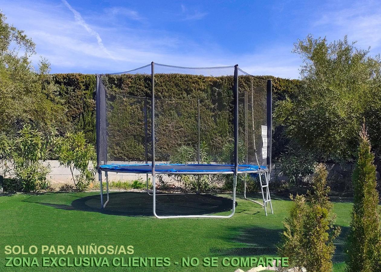 Villa Capricho De Luna Caparacena Exteriör bild